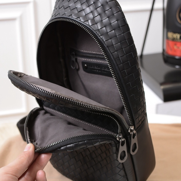 ボッテガヴェネタバッグ角部分ディテール